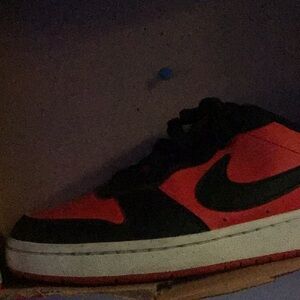 Nike Black and Red Sneakers Air Jordan 1